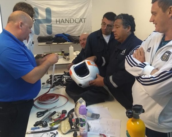 capacitacion-y-entrenamiento-slide-8